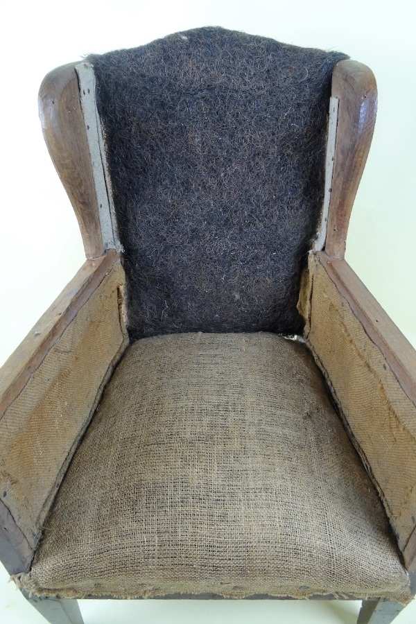 Child’s Wing Chair (15).JPG
